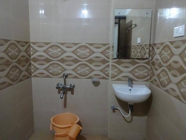 Hotel BVS Palace, Tanuku 4